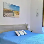 Casa Mare, Villaggio Galanu بيت للعطل *